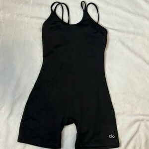 Alo Yoga Alosoft Suns Out Onesie